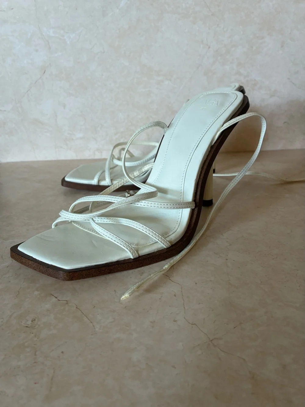 Never Worn Zara White Strappy Square-Toe Stiletto Sandals - Picture 4 of 8